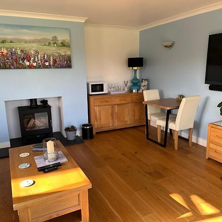 Westerley Country B & B With Exclusive Guest Lounge 벅패스트리 외부 사진